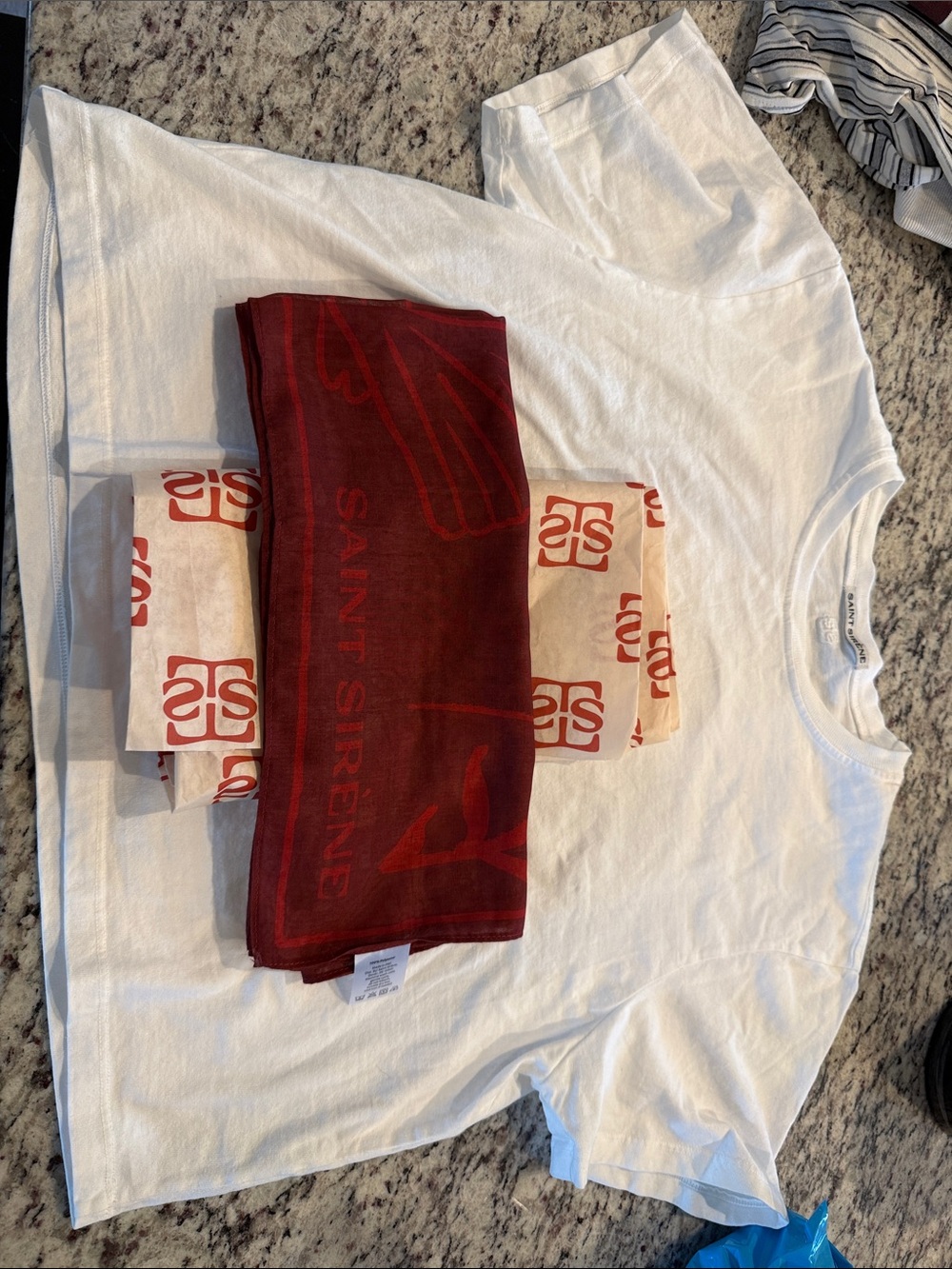 Saint Sirène The Girlfriend Tee NWT Sold Out - Picture 8 of 10